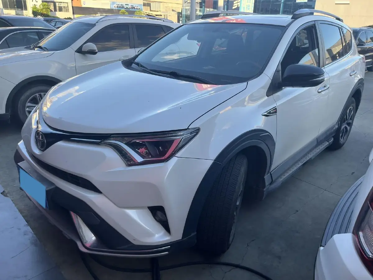 2019 Toyota RAV4 2.0L 151HP L4 CVT