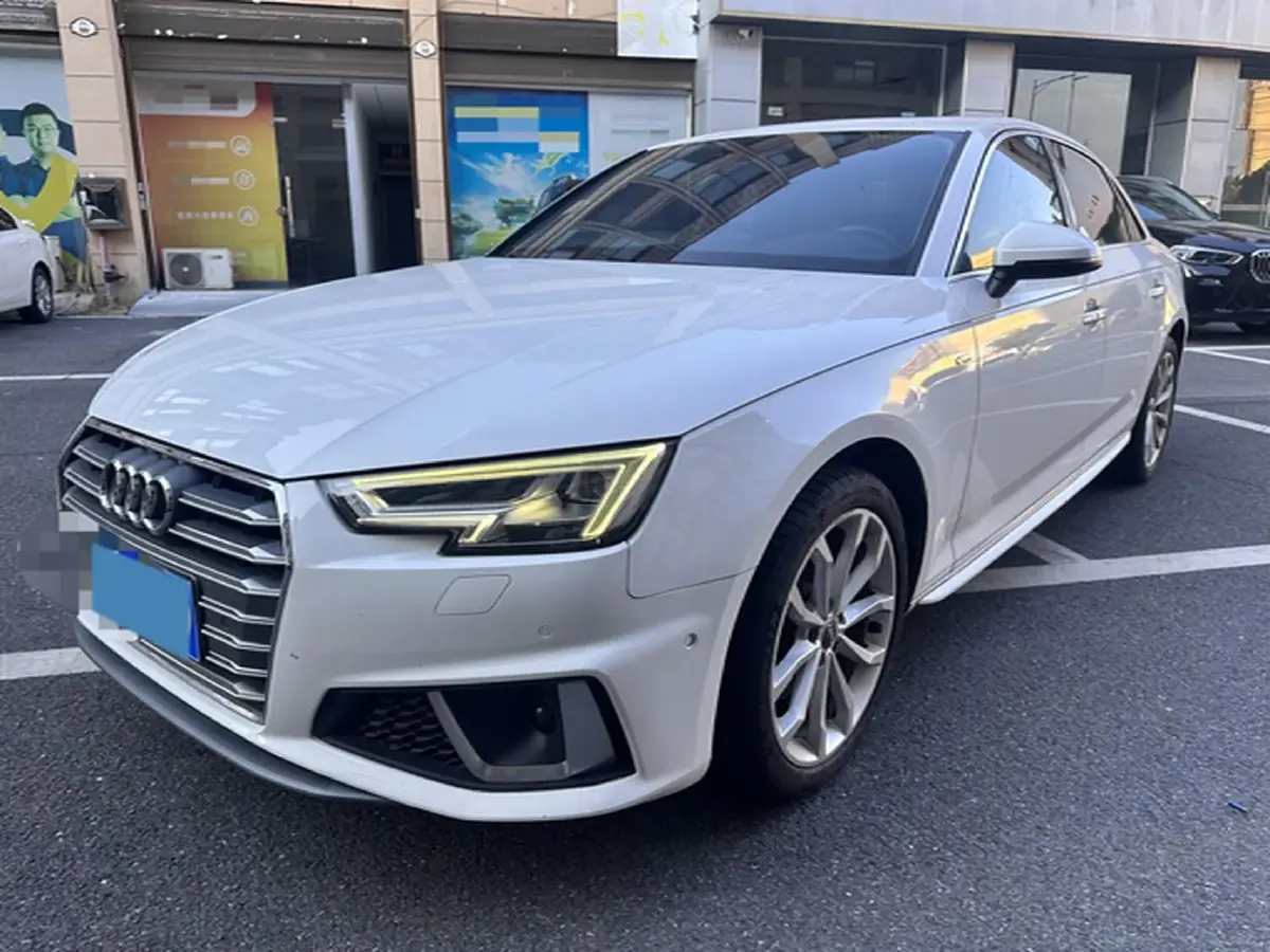 2019 Audi A4L 2.0T 190HP L4 7DCT