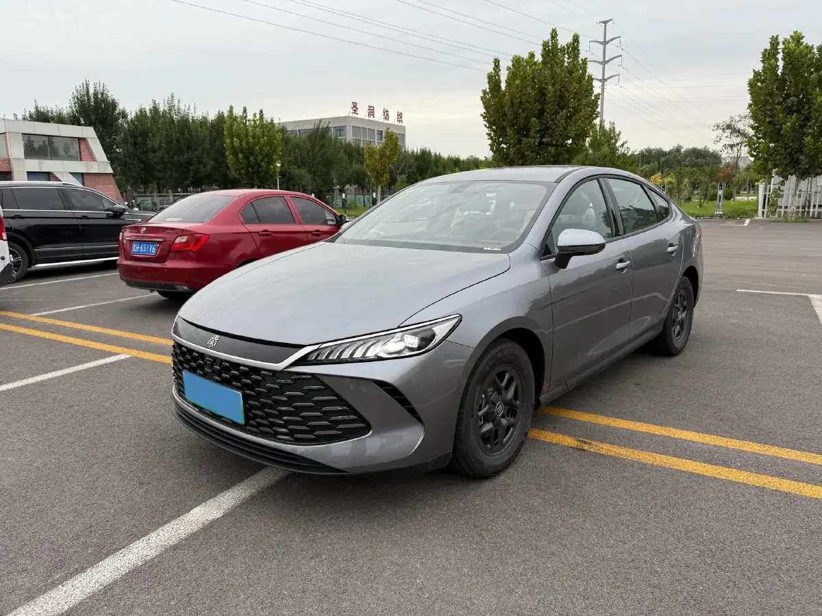 2025 BYD Qin Plus 1.5L 101HP L4 E-CVT PHEV 7.68KWH