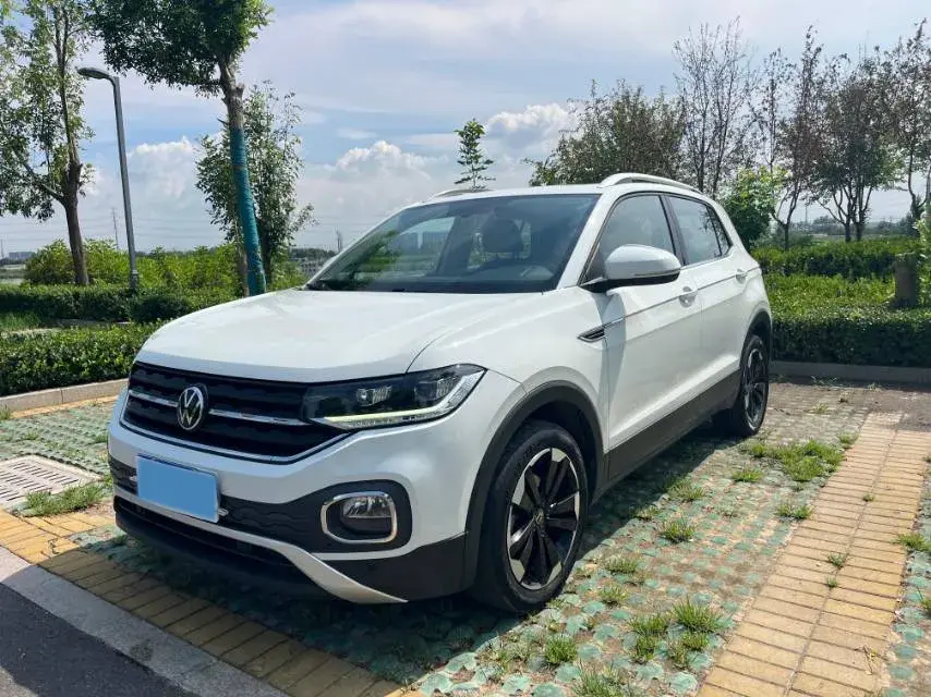 2021 Volkswagen Tacqua 1.2T 116HP L4 7DCT