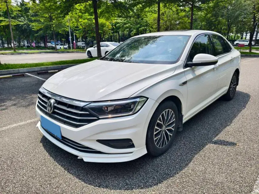 2020 Volkswagen Sagitar 1.4T 150HP L4 7DCT