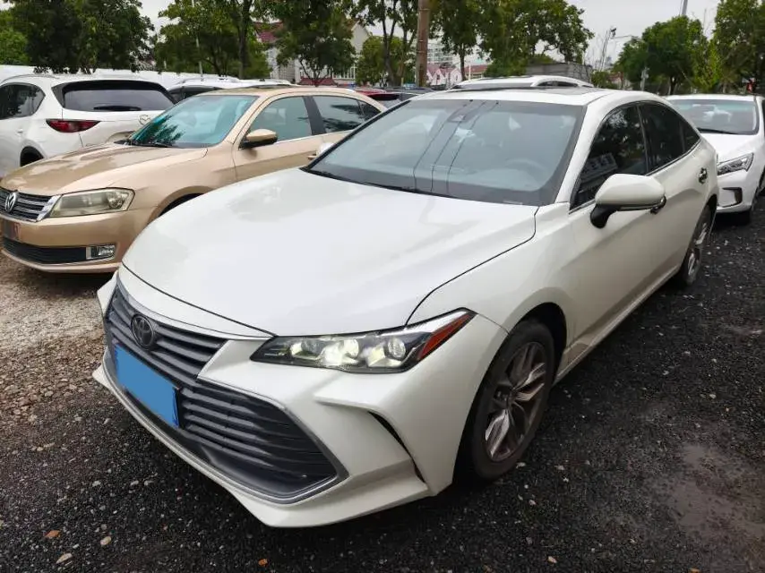 2019 Toyota Avalon 2.5L 209HP L4 8AT