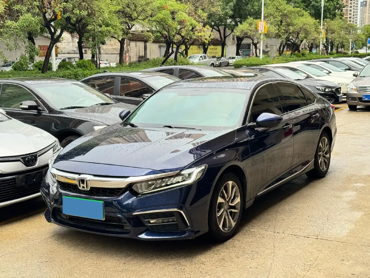 2019 Honda Inspire 1.5T 194HP L4 CVT