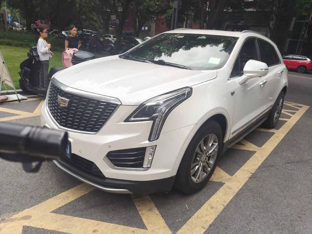 2020 Cadillac XT5 2.0T 241HP L4 9AT