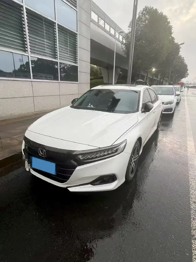 2022 Honda Accord 1.5T 194HP L4 CVT