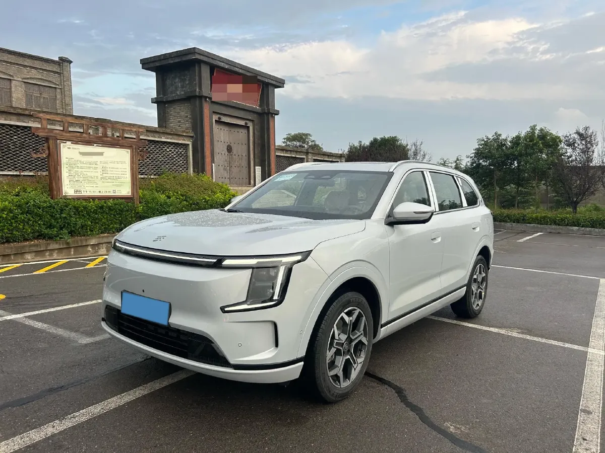 2025 Jetour ShanHai L7 PLUS 1.5T 156HP L4 1DHT PHEV,autocango,china used car exporter,china ev exporter,chinese used car exporter,chinese used ev exporter