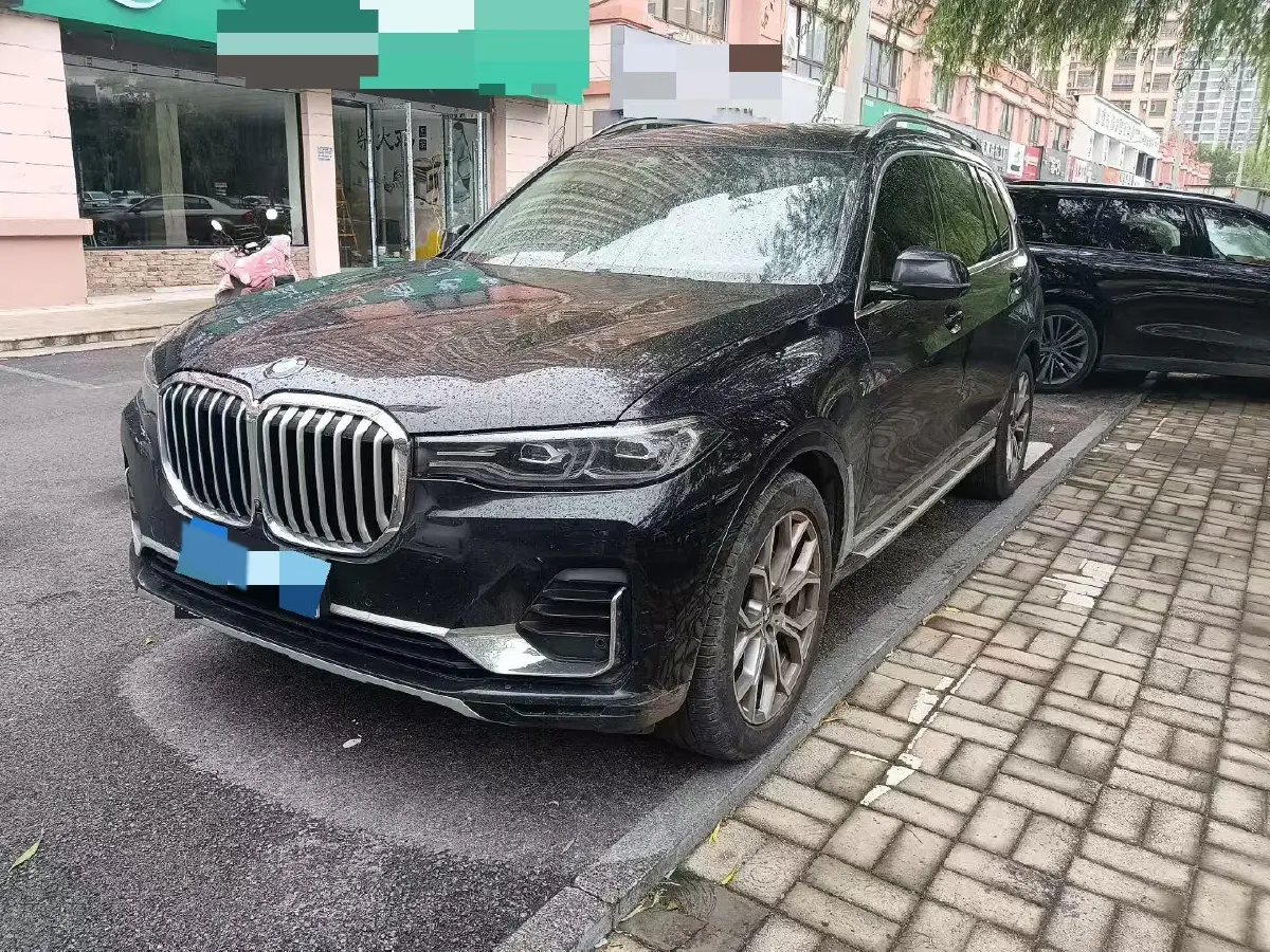 2021 BMW X7 3.0T 340HP L6 8AT