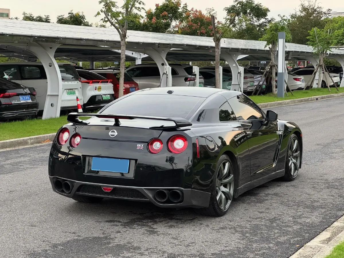 2010 Nissan GT-R 3.8T 486HP V6 6DCT,autocango,china used car exporter,china ev exporter,chinese used car exporter,chinese used ev exporter