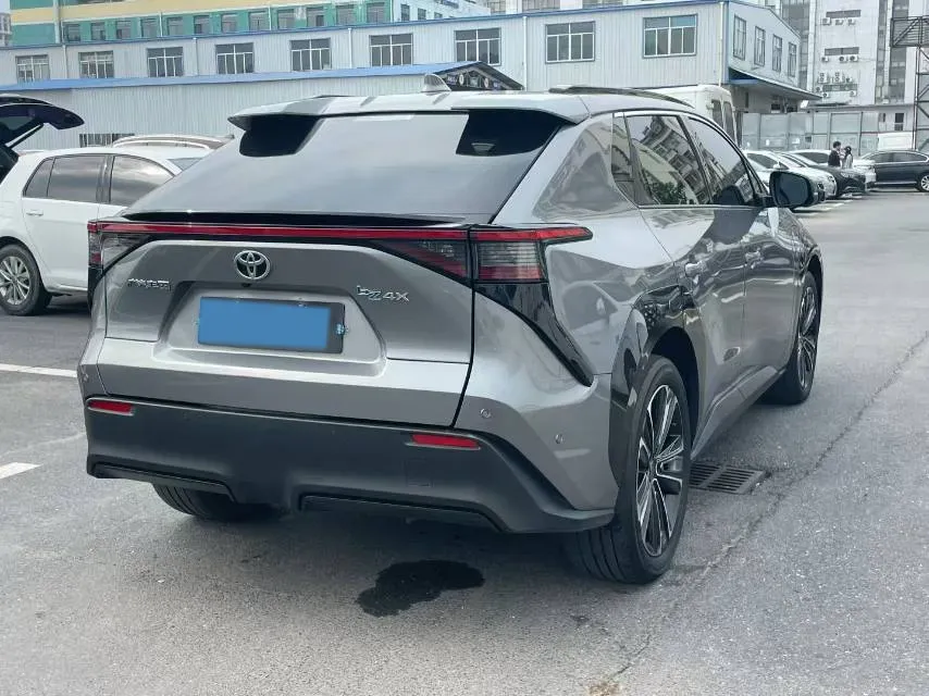 2022 Toyota bZ4X BEV 66.7KWH,autocango,china used car exporter,china ev exporter,chinese used car exporter,chinese used ev exporter