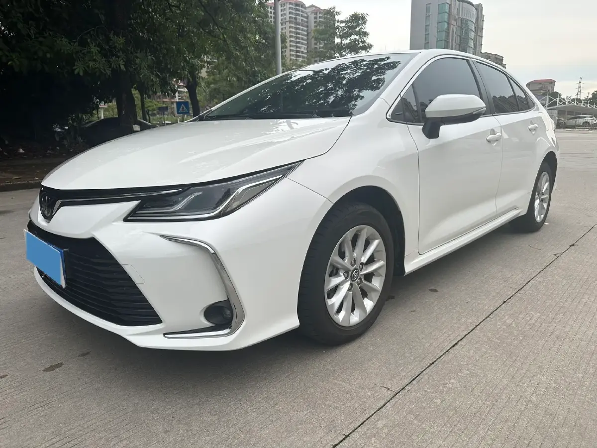 2021 Toyota Corolla 1.2T 116HP L4 CVT