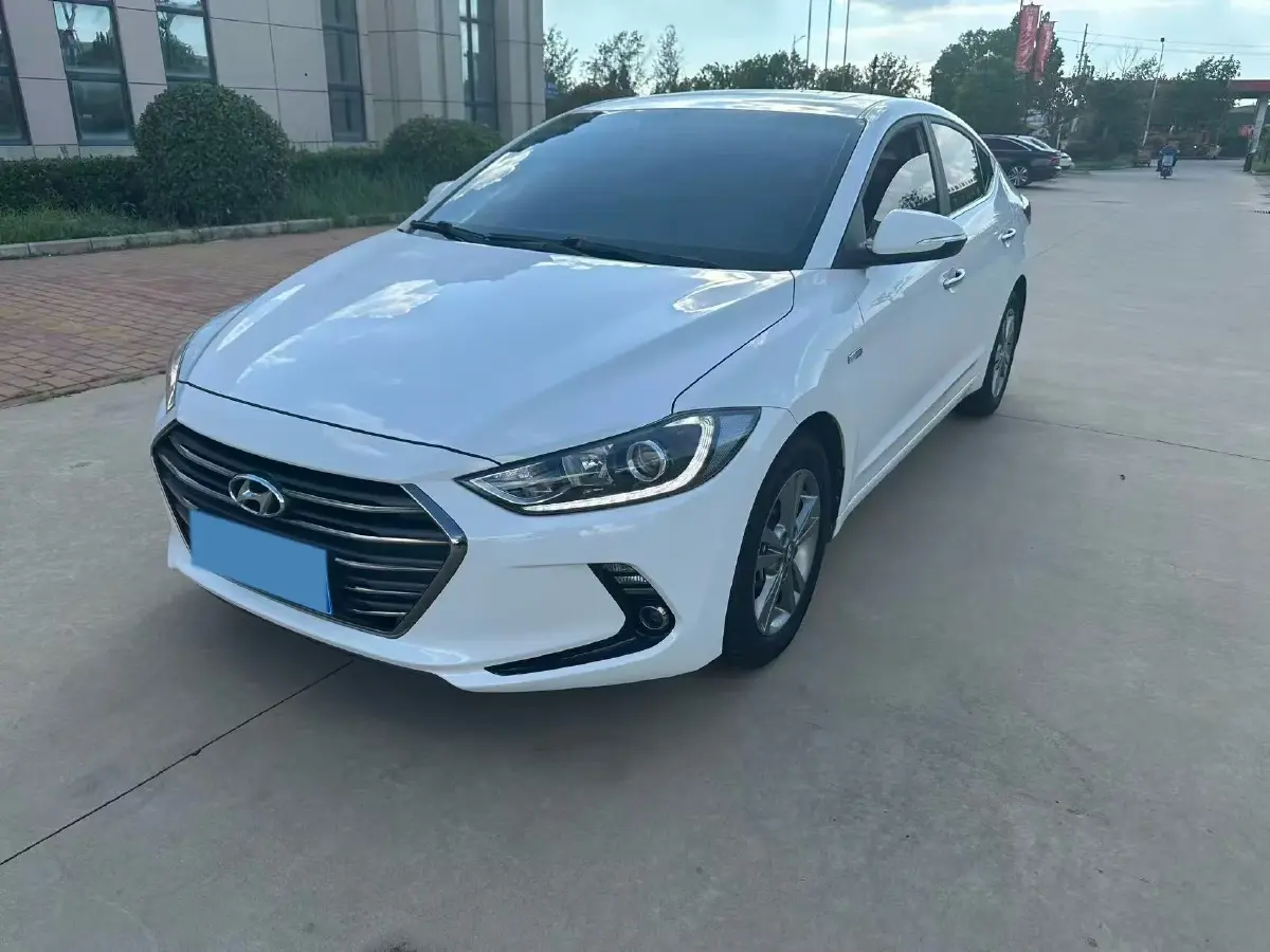 2016 Hyundai Elantra 1.4T 130HP L4 7DCT
