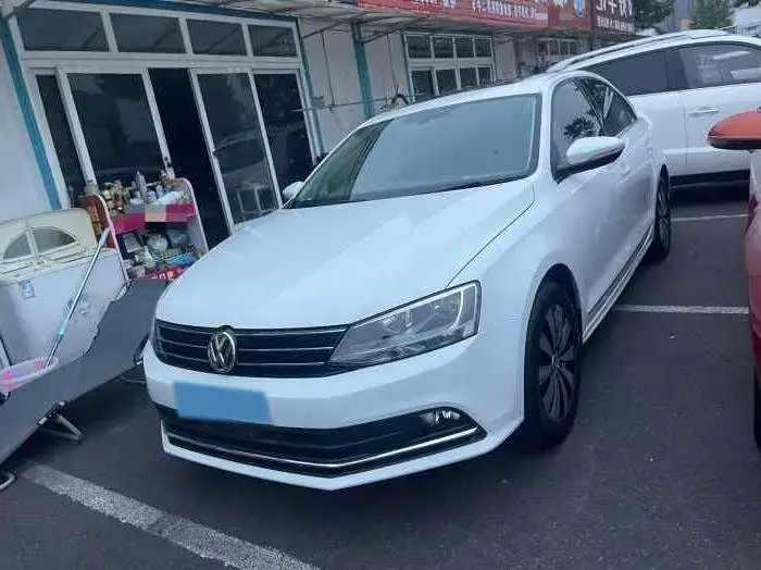 2018 Volkswagen Sagitar 1.6L 110HP L4 6AT