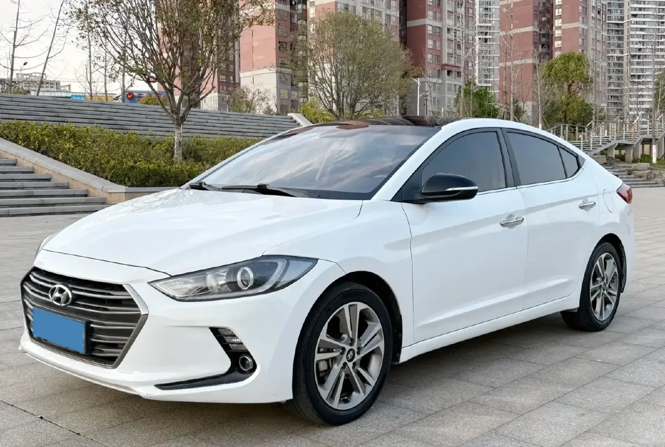 2016 Hyundai Elantra 1.6L 130HP L4 6AT