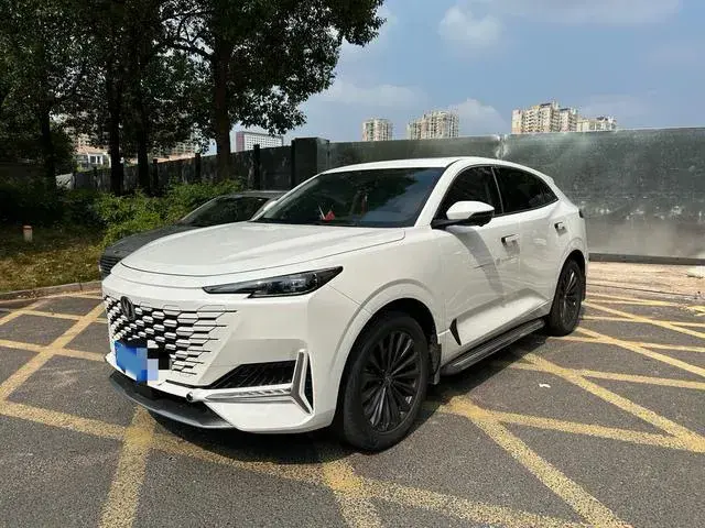2021 ChangAn UNI-K 2.0T 233HP L4 8AT