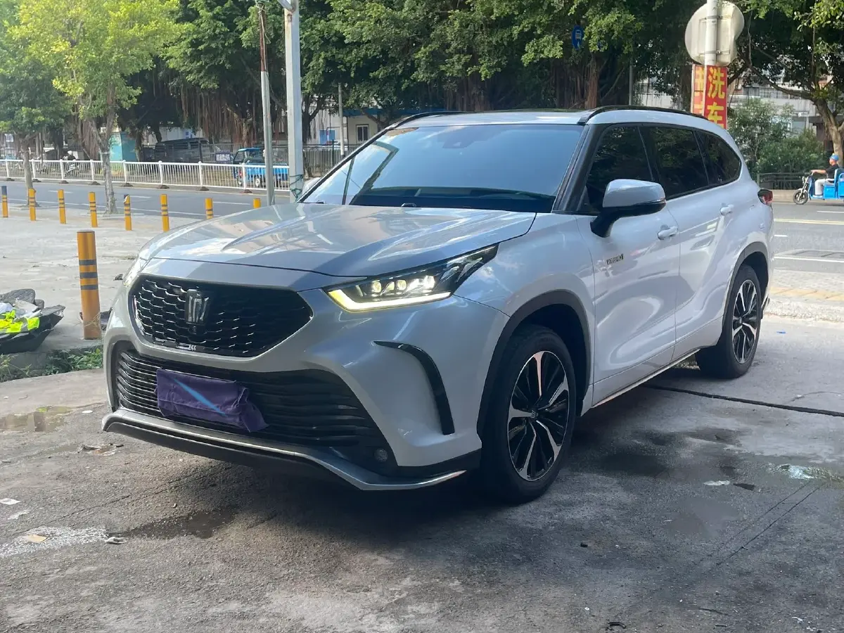 2022 Toyota Crown Kluger 2.5L 192HP L4 E-CVT Hybrid