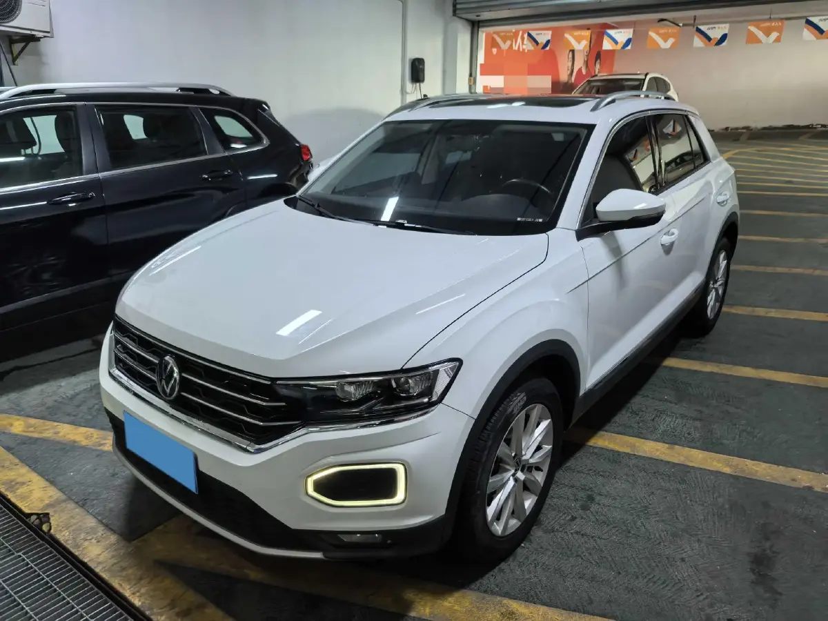 2021 Volkswagen T-Roc 1.4T 150HP L4 7DCT