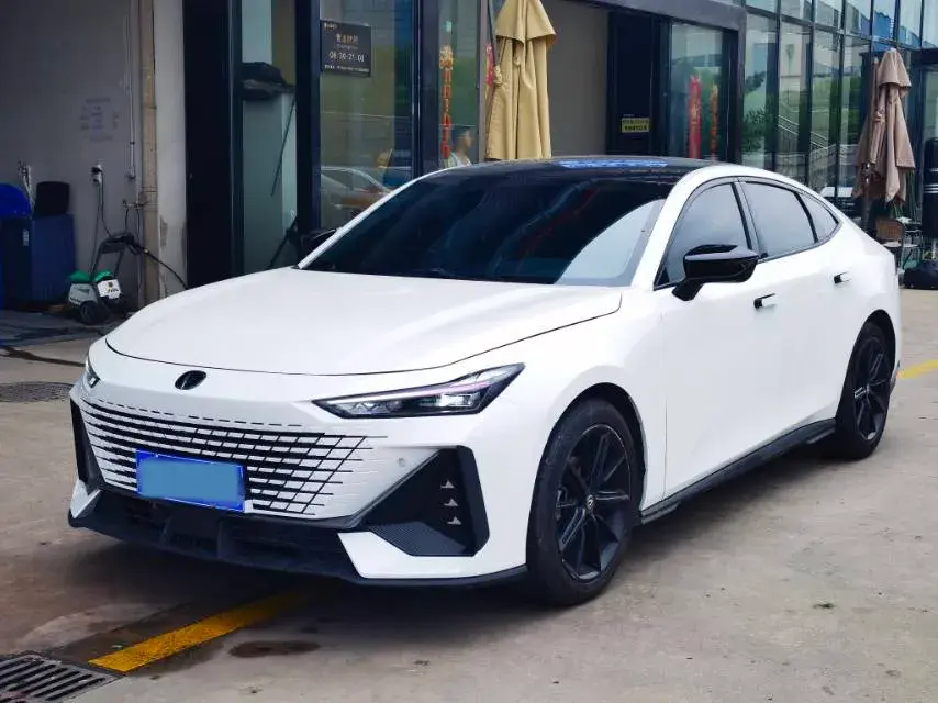 2022 ChangAn UNI-V 1.5T 188HP L4 7DCT