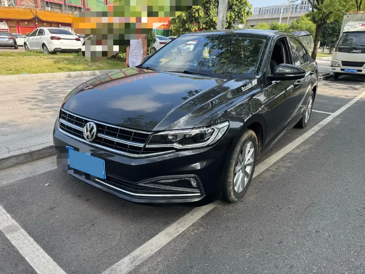 2020 Volkswagen Bora 1.5L 113HP L4 5MT