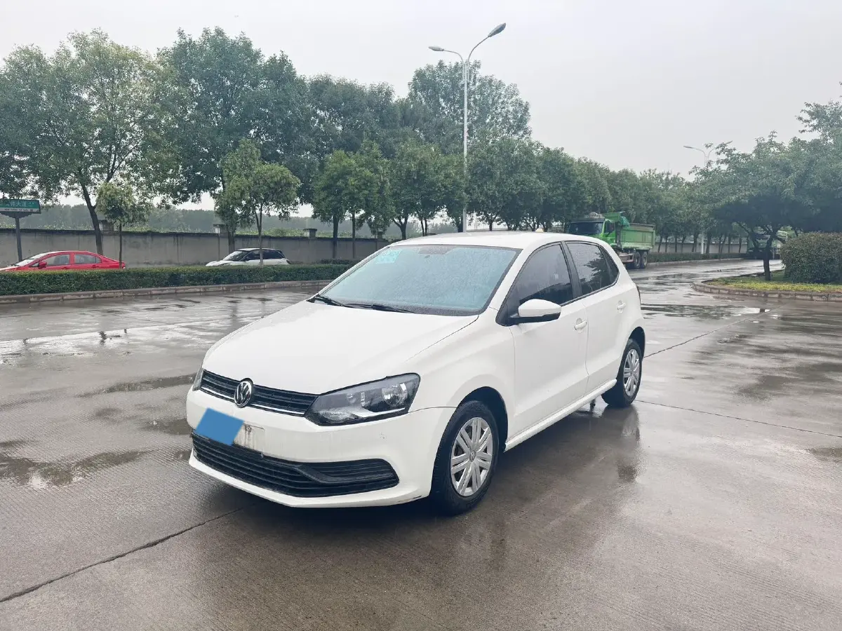 2018 Volkswagen Polo 1.5L 110HP L4 6AT