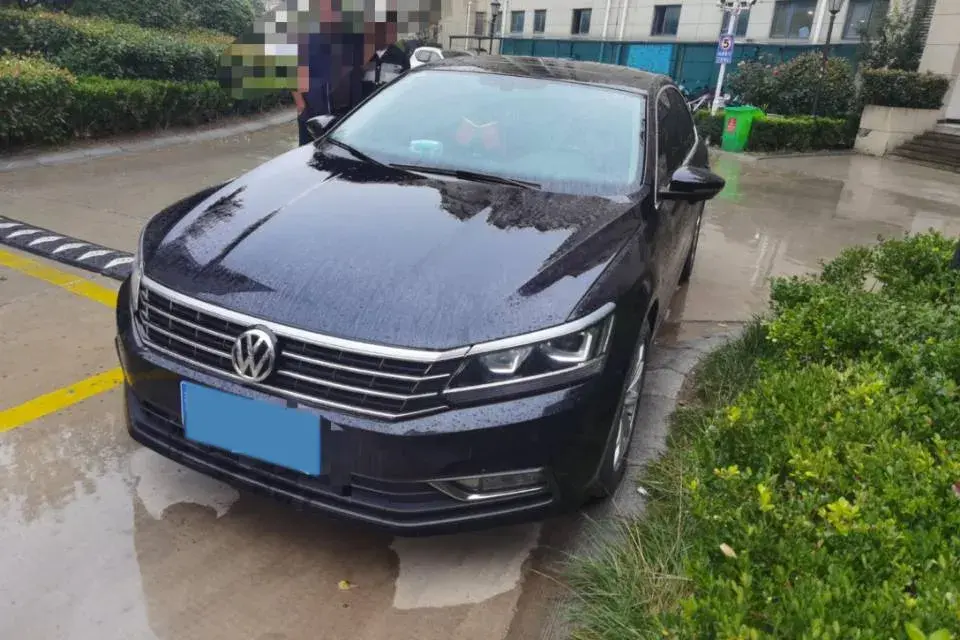 2017 Volkswagen Passat 1.8T 180HP L4 7DCT