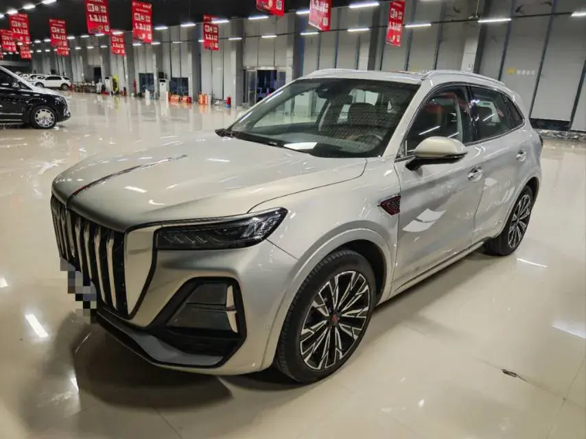 2023 HongQi HS5 2.0T 252HP L4 8AT