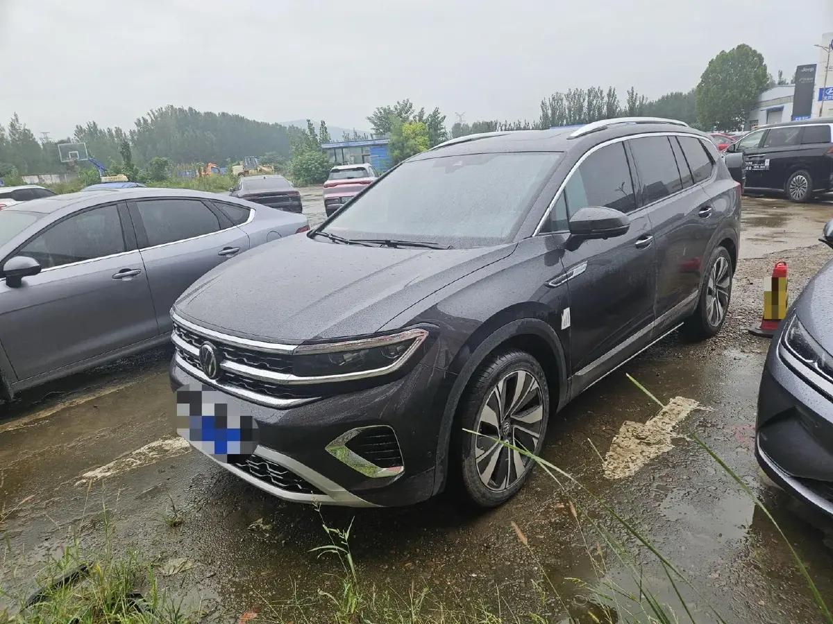 2021 Volkswagen Talagon 2.0T 220HP L4 7DCT