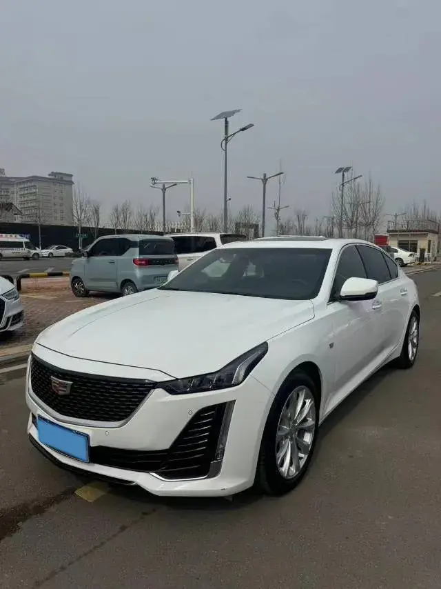 2021 Cadillac CT5 2.0T 237HP L4 10AT