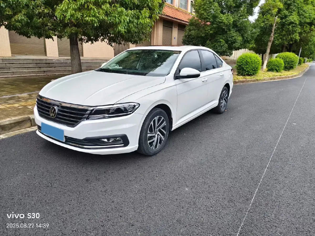 2022 Volkswagen Lavida 1.5L 113HP L4 6AT