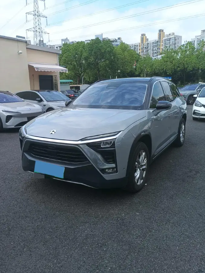 2018 NIO ES8 BEV 70KWH