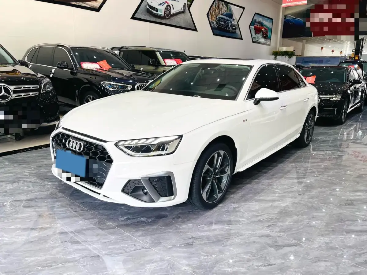 2022 Audi A4L 2.0T 190HP L4 7DCT