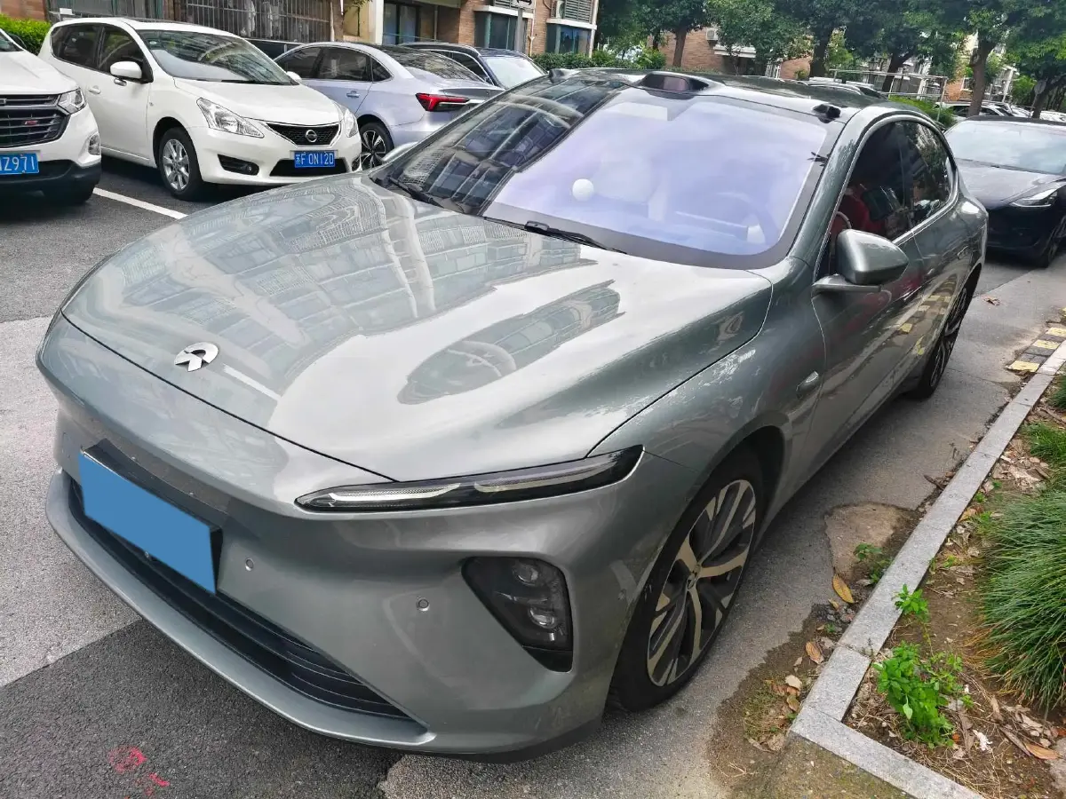 2022 NIO ET5 BEV 75KWH