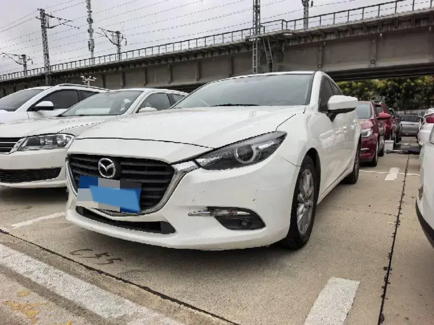2017 Mazda 3 Axela 1.5L 117HP L4 6AT