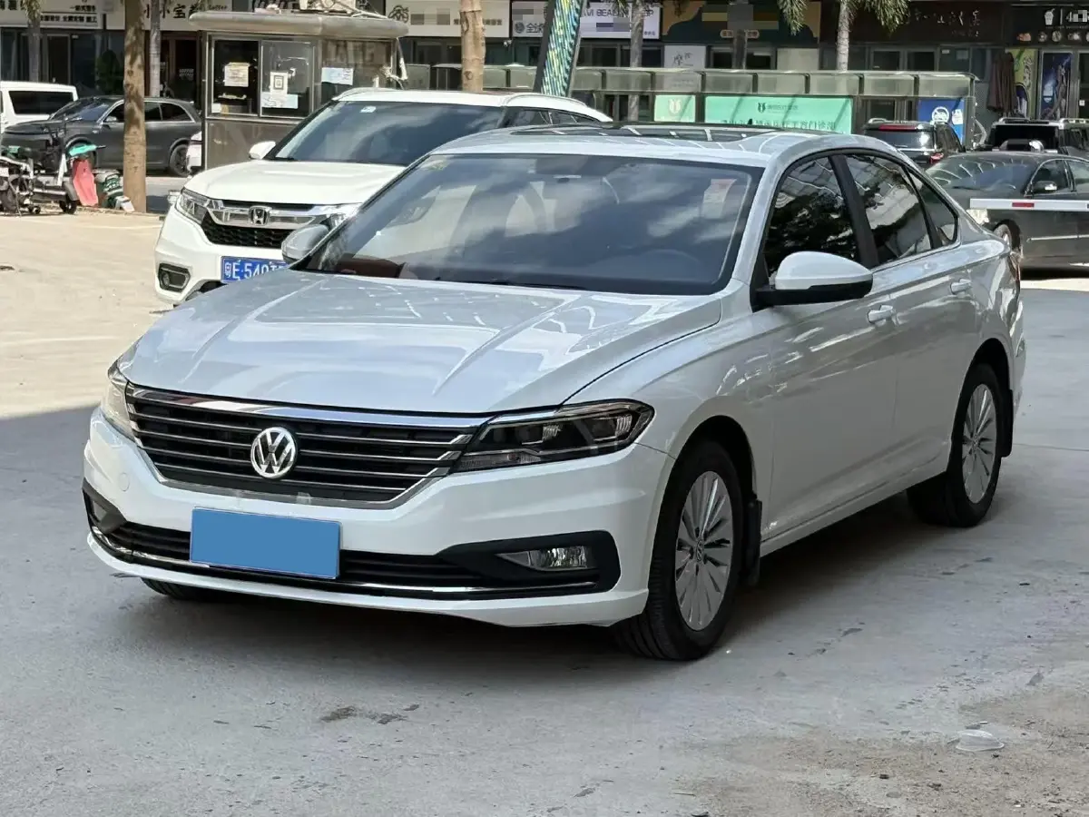 2018 Volkswagen Lavida 1.5L 116HP L4 6AT