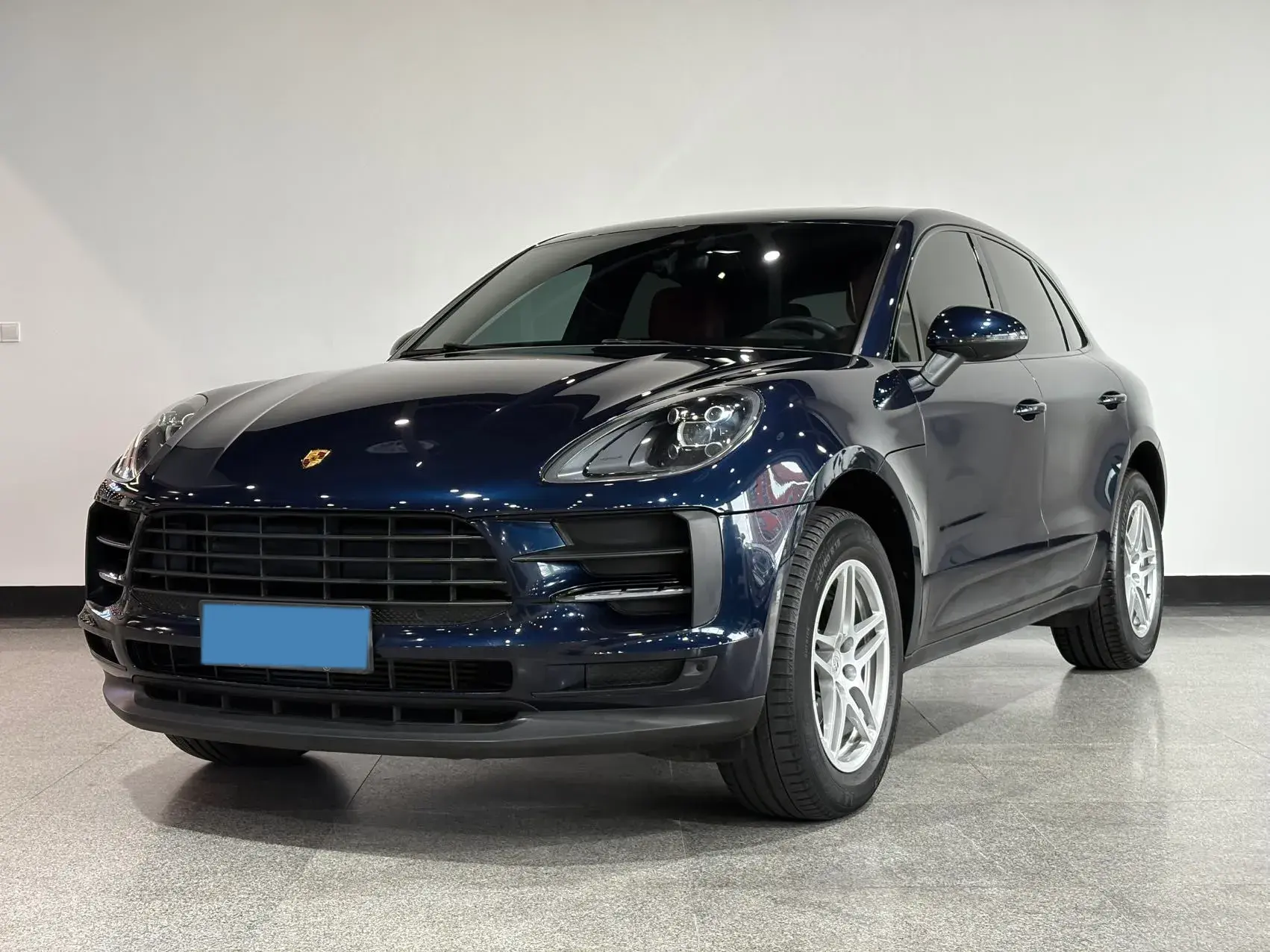2021 PORSCHE MACAN view 1