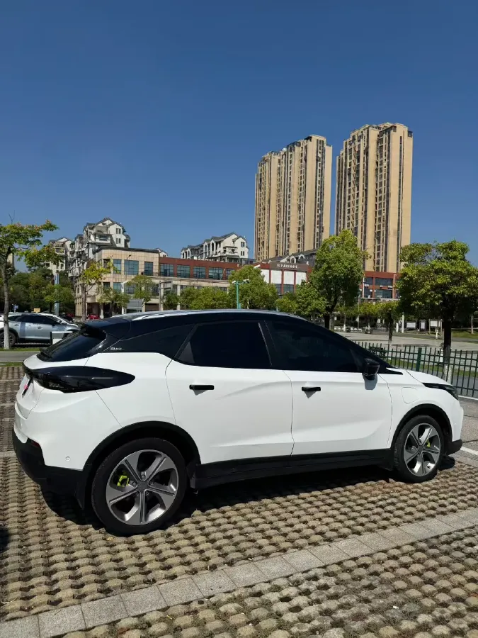 2022 Geometry M6 BEV 70KWH,autocango,china used car exporter,china ev exporter,chinese used car exporter,chinese used ev exporter