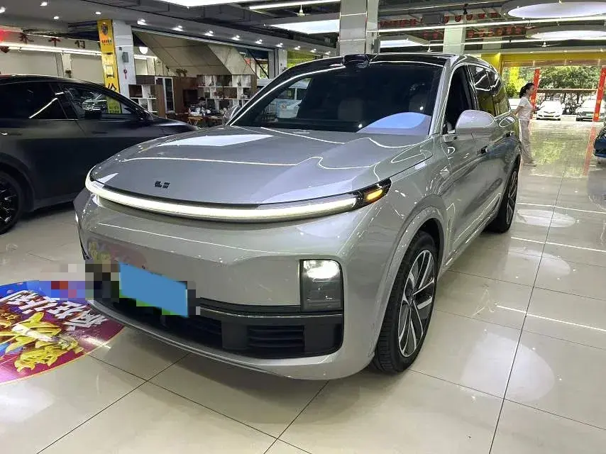 2022 Li L9 Range Extended 154HP REEV 42.6KWH