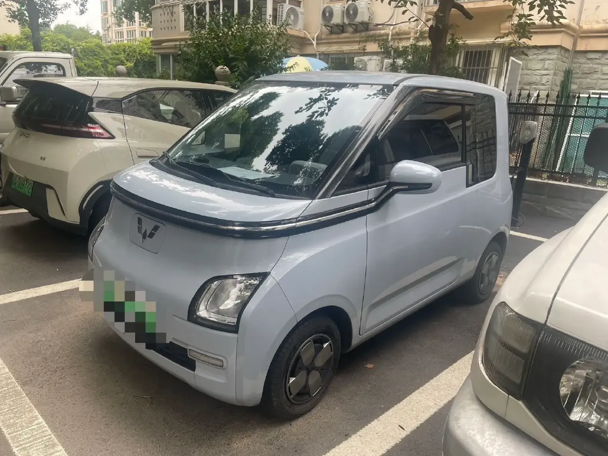 2023 WuLing Air ev BEV 28.4KWH