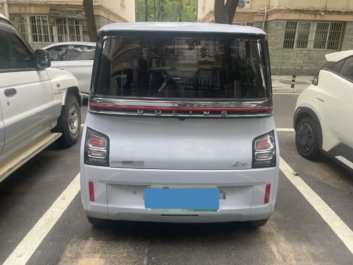 2023 WuLing Air ev BEV 28.4KWH,autocango,china used car exporter,china ev exporter,chinese used car exporter,chinese used ev exporter