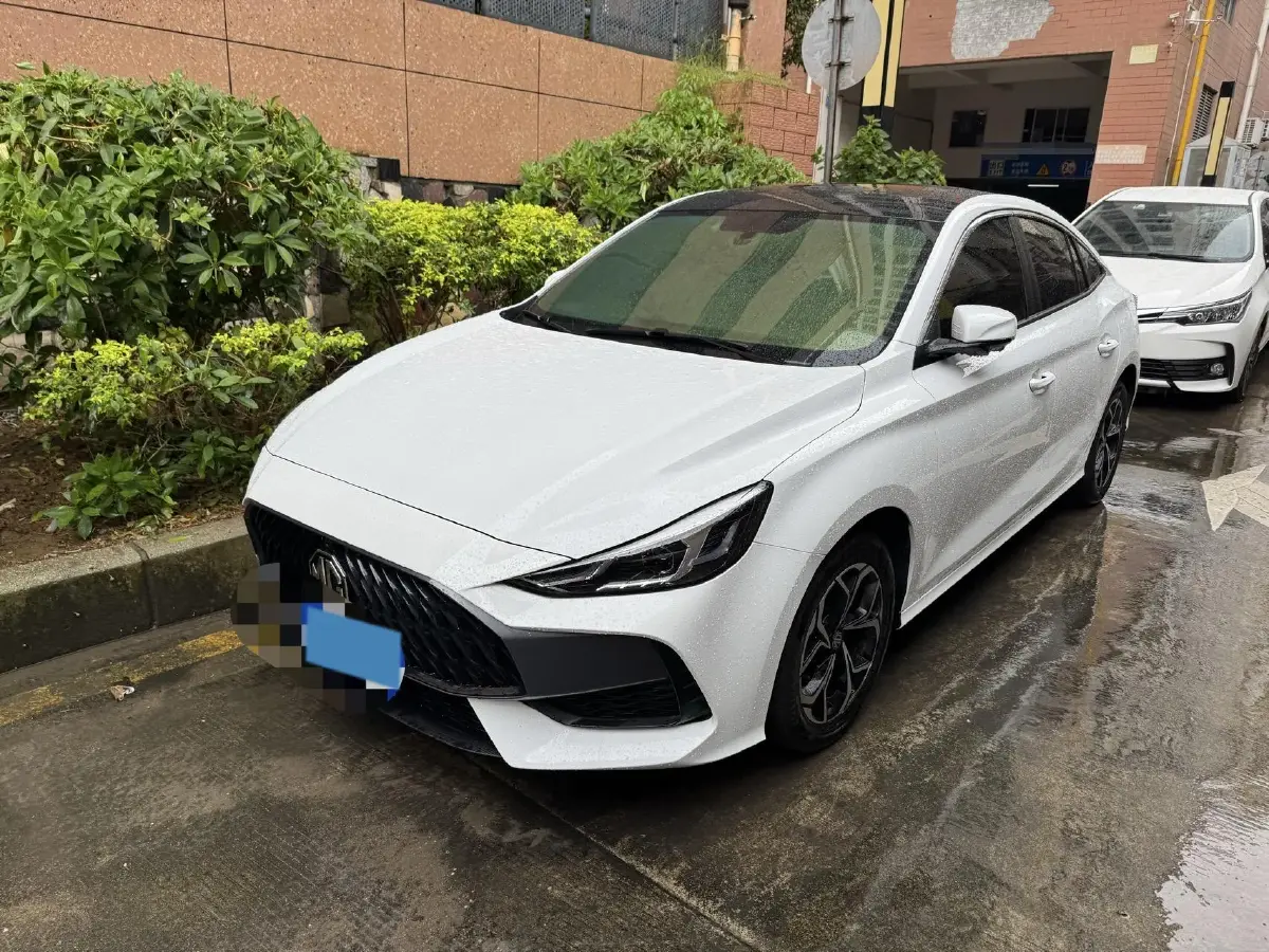 2023 MG 5 1.5L 129HP L4 CVT