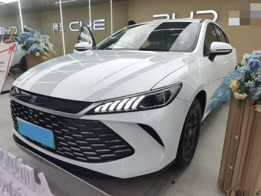 2025 BYD Qin Plus 1.5L 101HP L4 E-CVT PHEV 7.68KWH