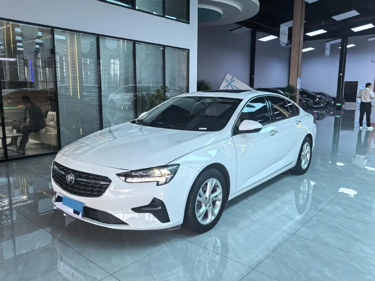 2022 Buick Regal 1.5T 169HP L4 9AT