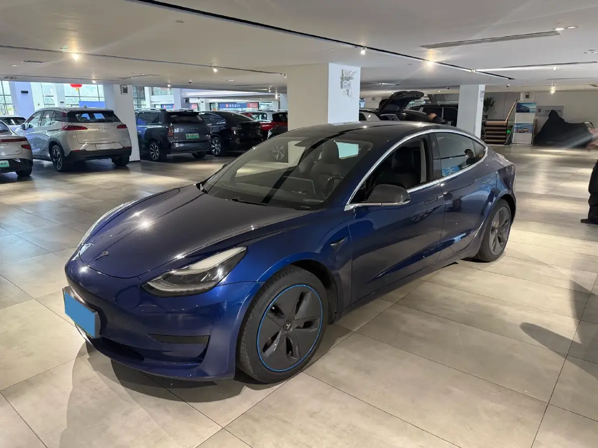 2020 Tesla Model 3 BEV 52KWH