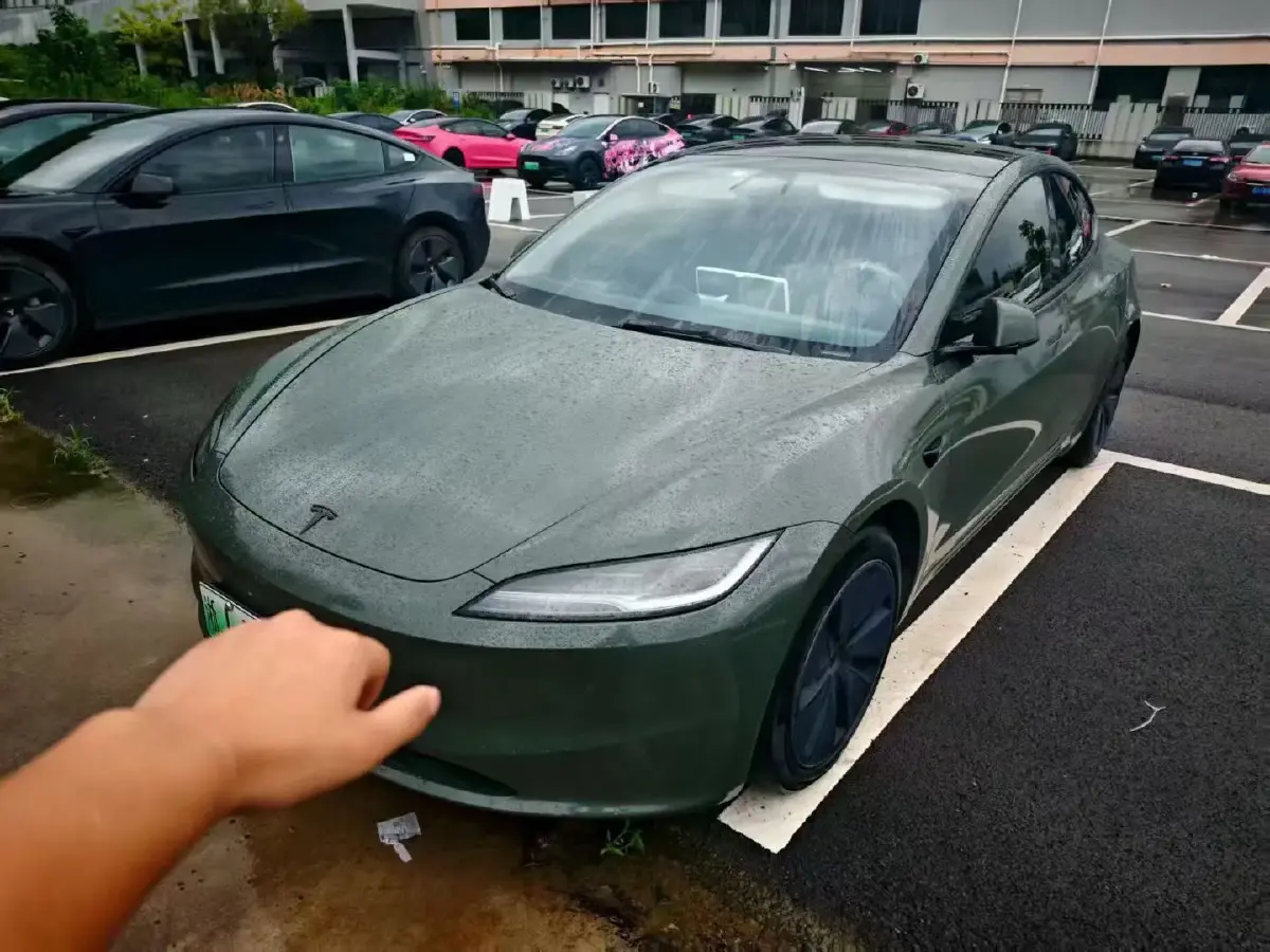 2023 Tesla Model 3 BEV 60KWH