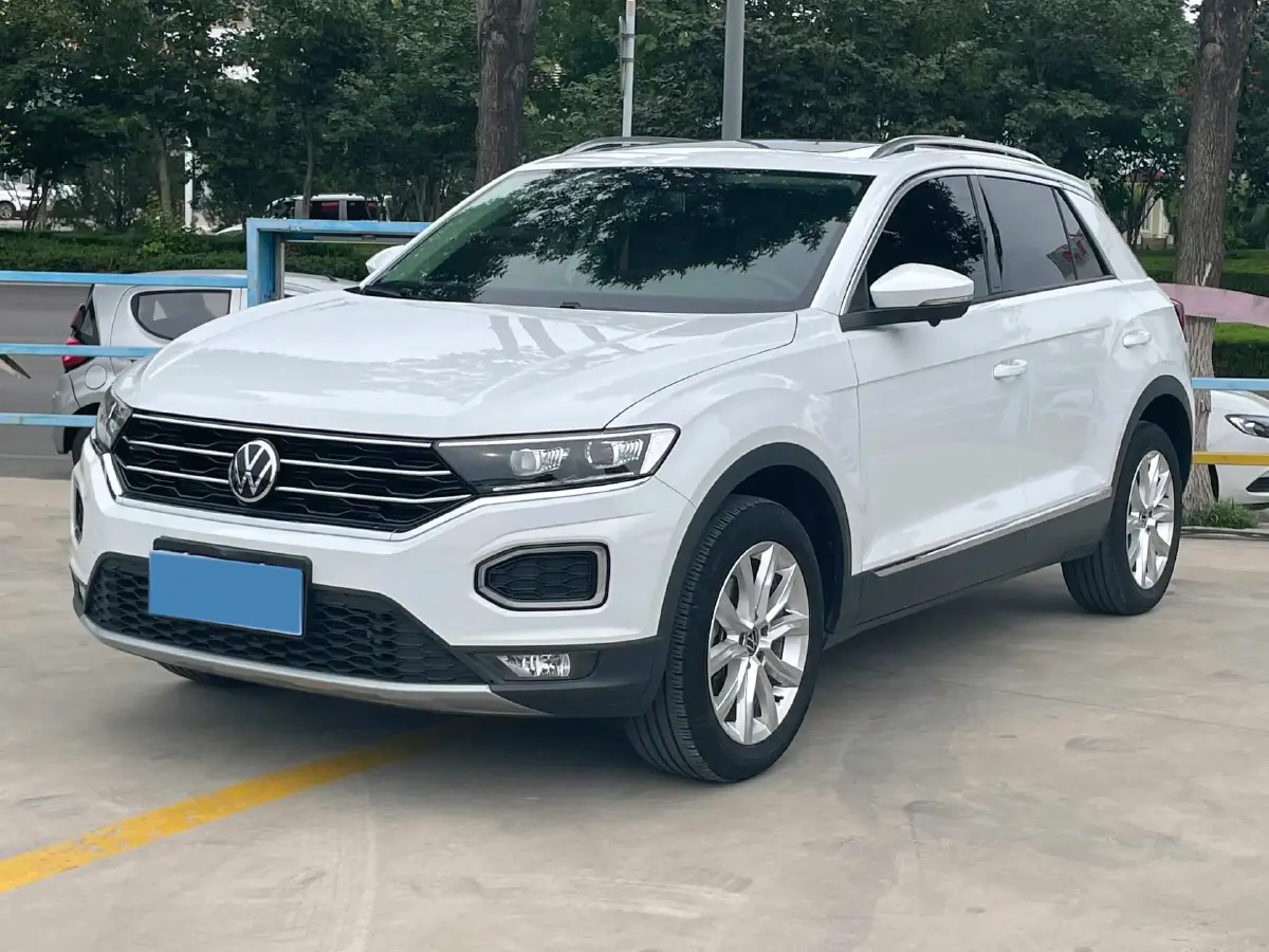 2022 Volkswagen T-Roc 1.4T 150HP L4 7DCT