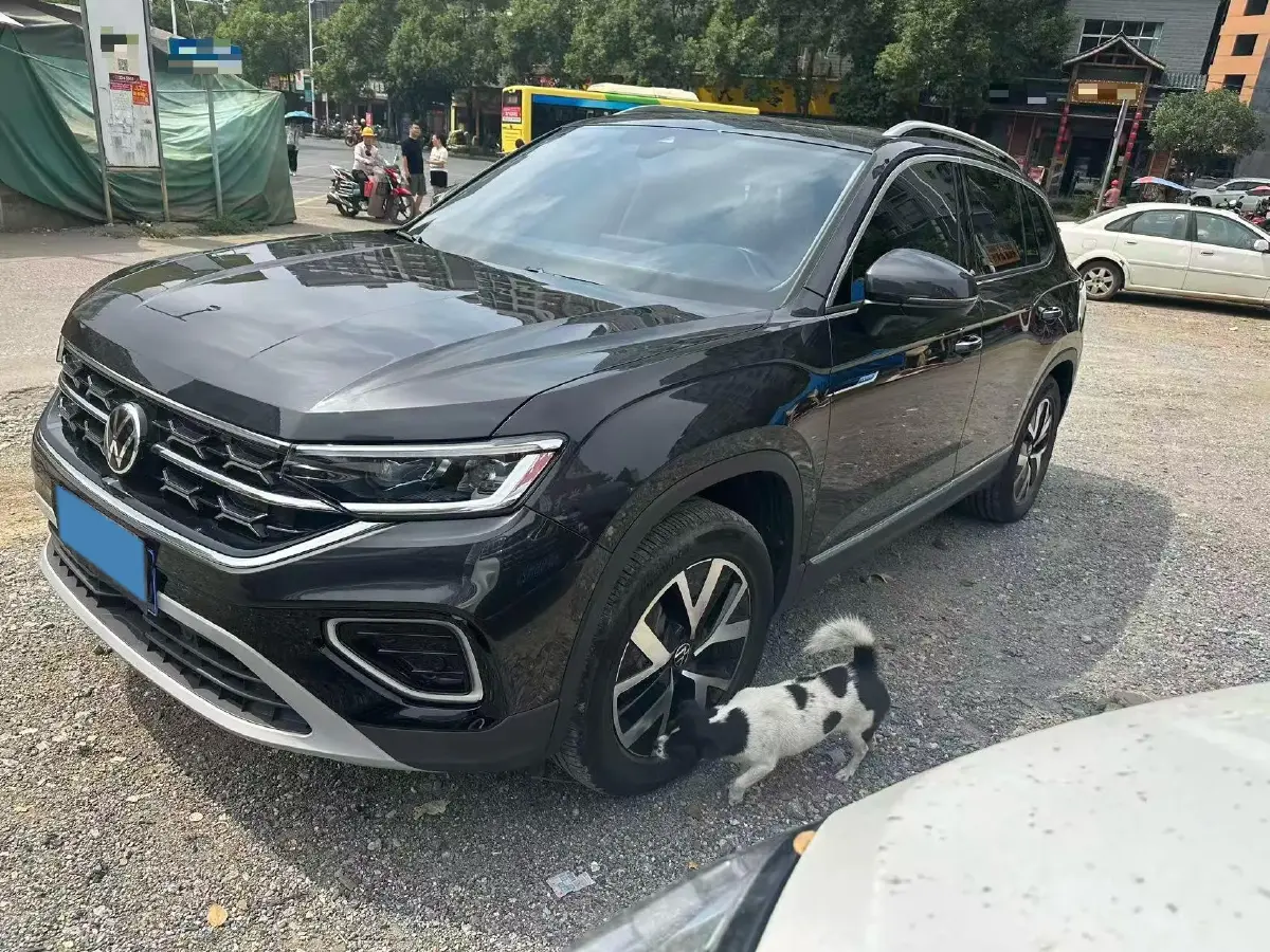 2023 Volkswagen Tayron 2.0T 186HP L4 7DCT