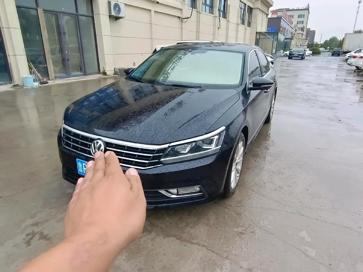 2016 Volkswagen Passat 1.8T 180HP L4 7DCT