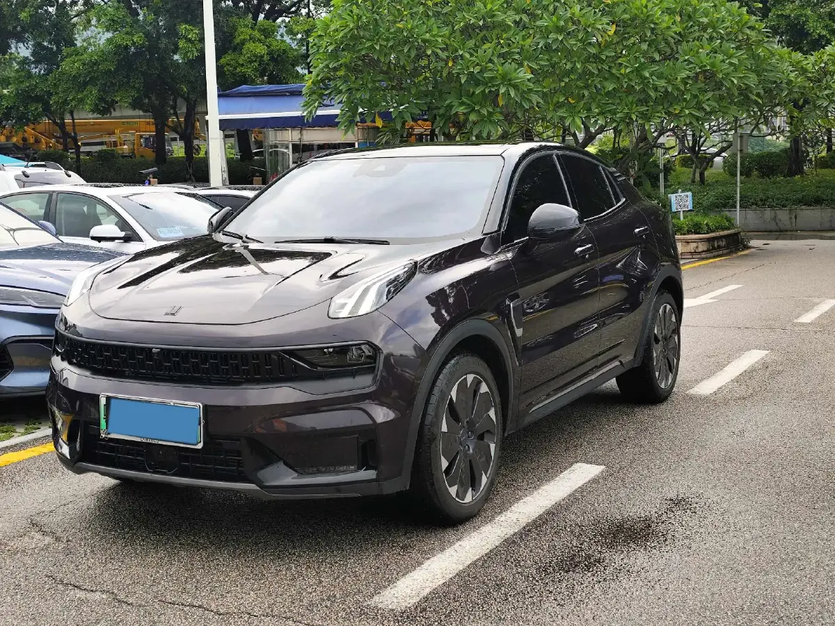 2021 LYNK&CO 05 EM-P 1.5T 180HP L3 7DCT PHEV 17.7KWH