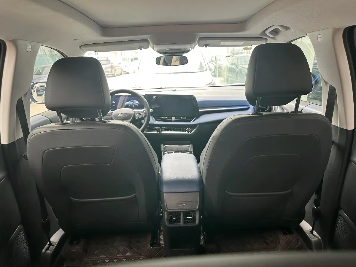 2024 Chevrolet EquinoxPlus 1.5T 180HP L4 2DHT PHEV 16.5KWH,autocango,china used car exporter,china ev exporter,chinese used car exporter,chinese used ev exporter