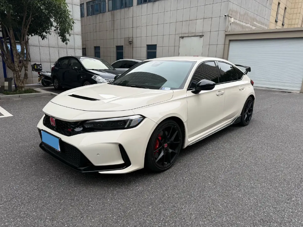 2023 Honda Civic 2.0T 300HP L4 6MT