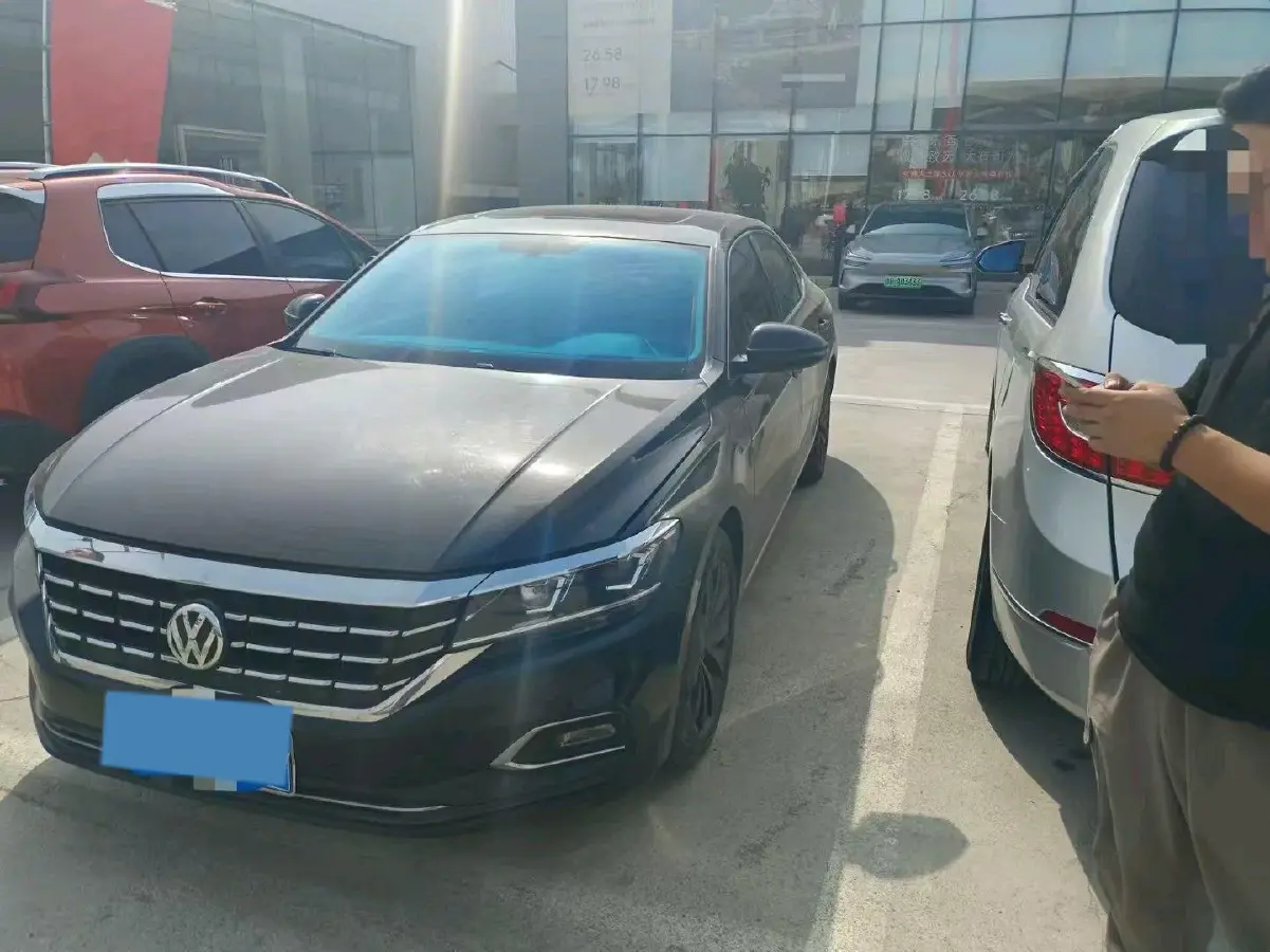 2019 Volkswagen Passat 2.0T 186HP L4 7DCT